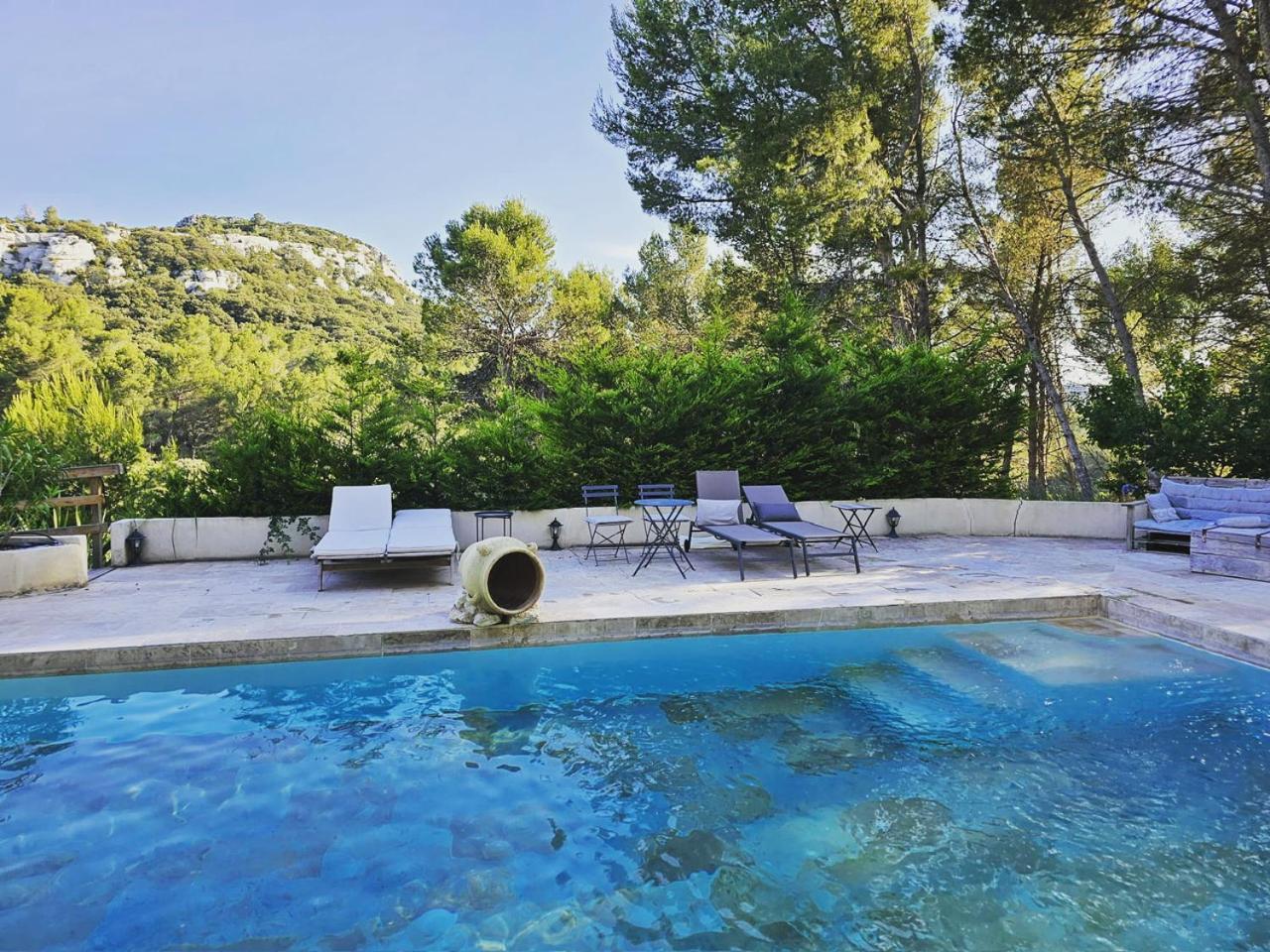 Mas De La Fadeto Bed & Breakfast Les Baux-de-Provence Exterior foto