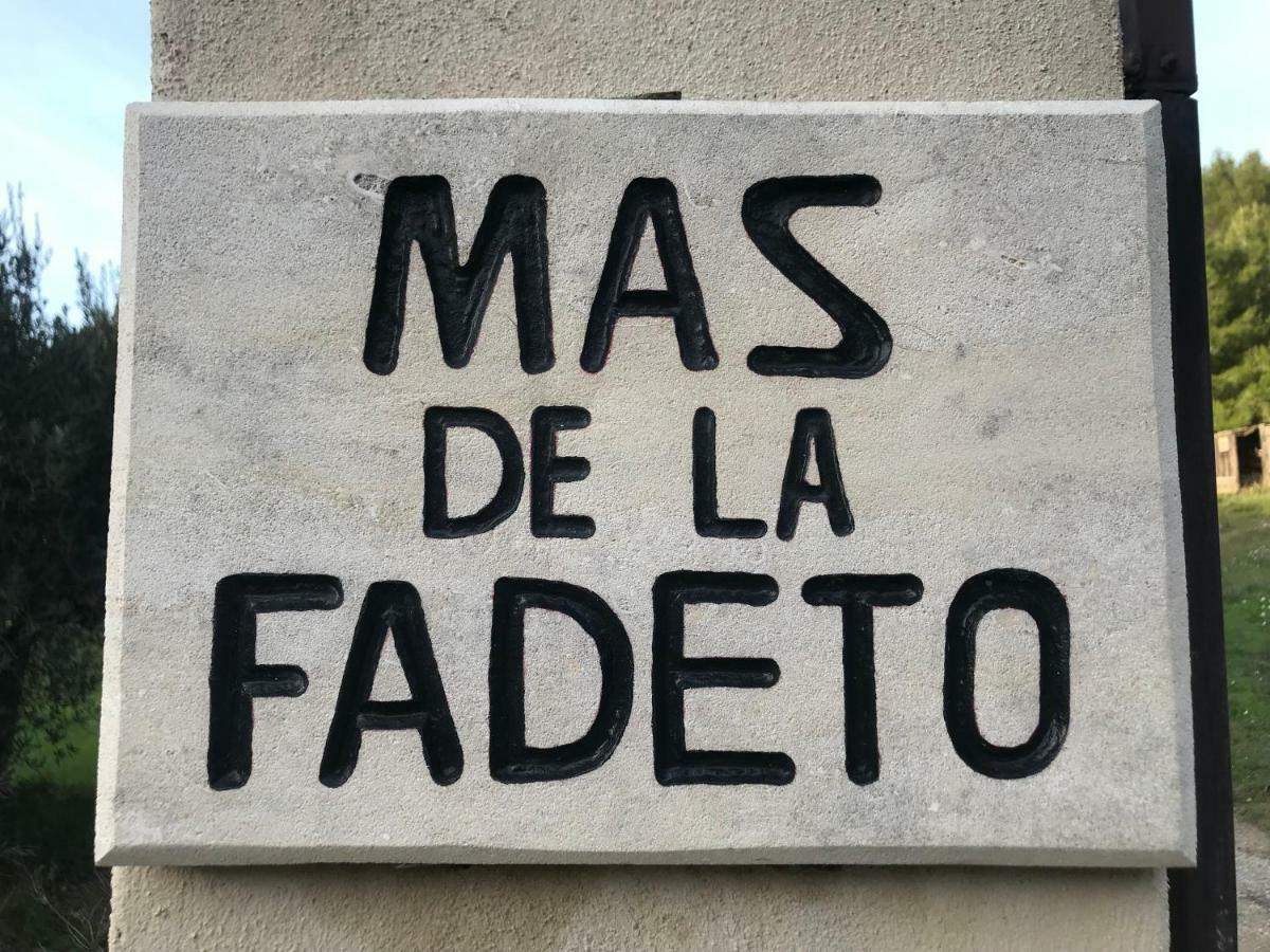 Mas De La Fadeto Bed & Breakfast Les Baux-de-Provence Exterior foto