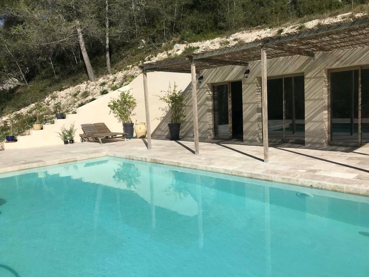 Mas De La Fadeto Bed & Breakfast Les Baux-de-Provence Exterior foto