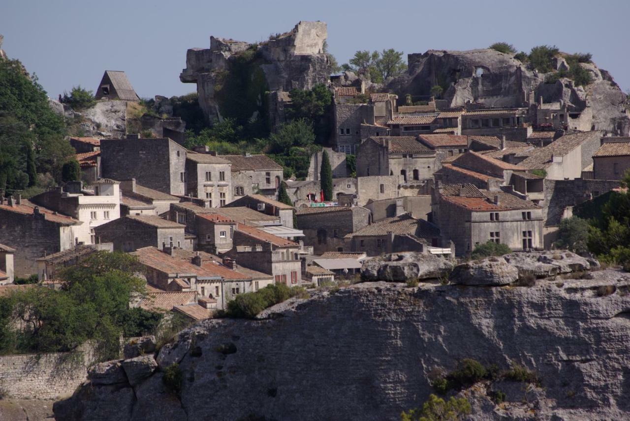 Mas De La Fadeto Bed & Breakfast Les Baux-de-Provence Exterior foto