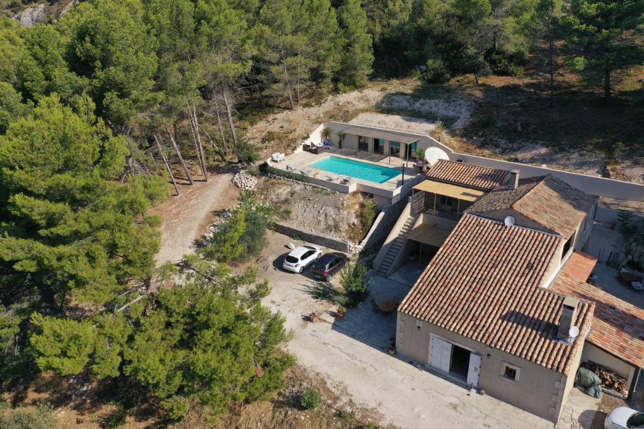 Mas De La Fadeto Bed & Breakfast Les Baux-de-Provence Exterior foto